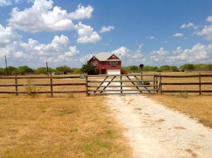Residential Property in Atascosa County, Texas