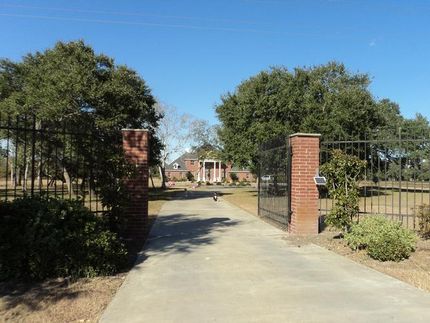 Farm Property in Colorado County, Texas