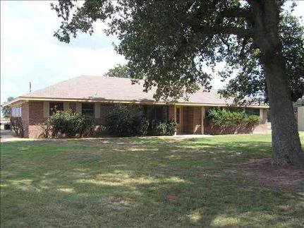 Property in Lamar County, Texas