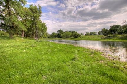 Waterfront Property in Kendall County, Texas