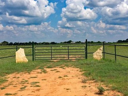 Farm Property in Medina County, Texas