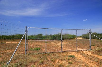 Farm Property in Duval County, Texas
