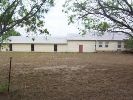 Residential Property in Live Oak County, Texas