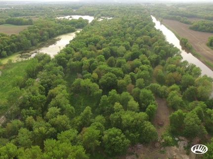 Riverfront Property in Henry County, Illinois