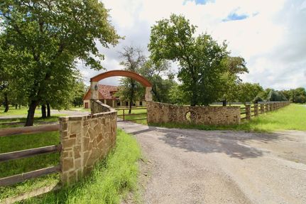 Residential Property in Medina County, Texas