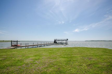 Residential Property in Navarro County, Texas