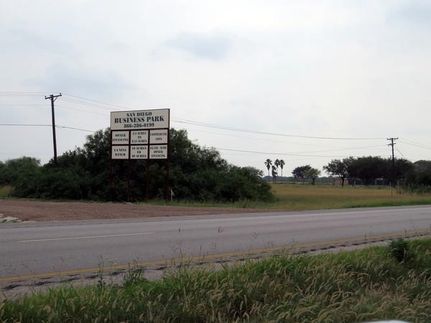Farm Property in Duval County, Texas