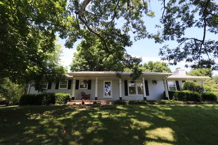 Residential Property in Cumberland County, Illinois