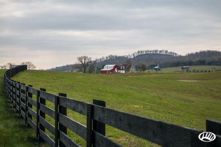 Property in Hart County, Kentucky