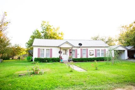 Residential Property in Hamilton County, Texas