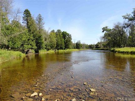 Riverfront Property in Delta County, Michigan