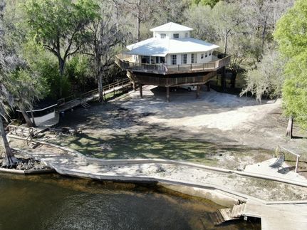 Waterfront Property in Suwannee County, Florida