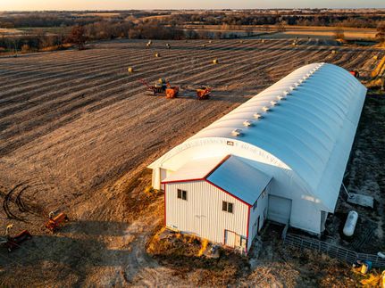 Farm Property in Warren County, Illinois