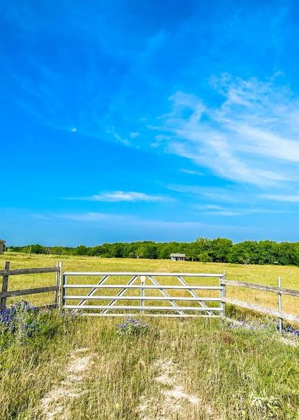 Farm Property in Navarro County, Texas
