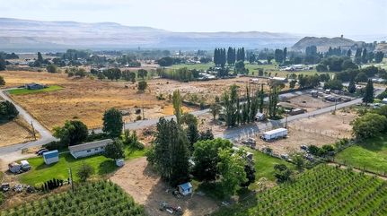 Commercial Property in Douglas County, Washington