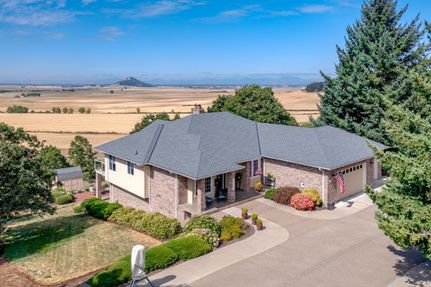 Property in Linn County, Oregon