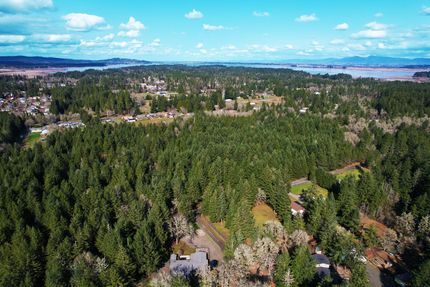 Property in Lane County, Oregon