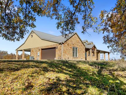 Farm Property in Cooke County, Texas