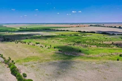 Beachfront Property in Medina County, Texas