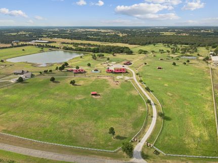 Farm Property in Grayson County, Texas