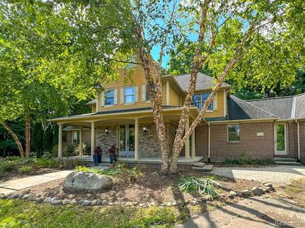 Property in Oakland County, Michigan