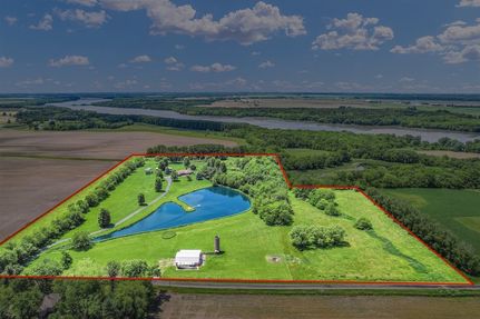 Residential Property for sale in DeWitt County, Illinois