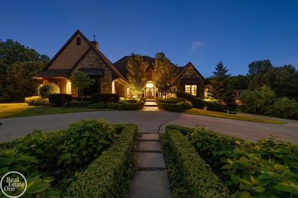 Ranch Property for sale in Oakland County, Michigan