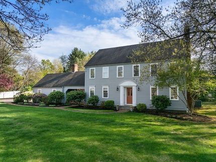 Ranch Property for sale in Middlesex County, Massachusetts