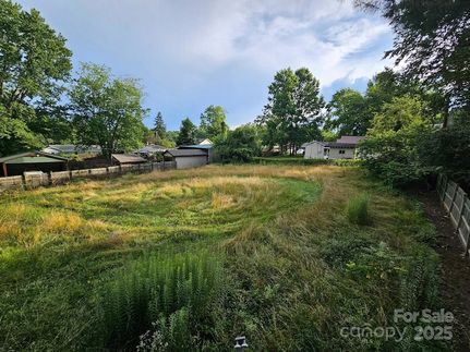 Ranch Property for sale in Henderson County, North Carolina