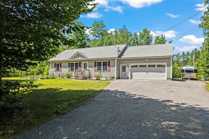 Ranch Property for sale in York County, Maine