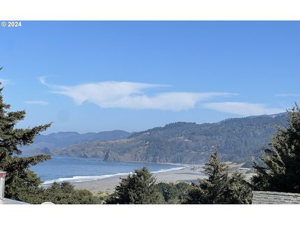 Farm Property for sale in Curry County, Oregon