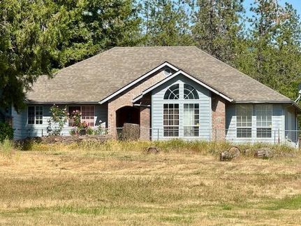 Farm Property for sale in Josephine County, Oregon