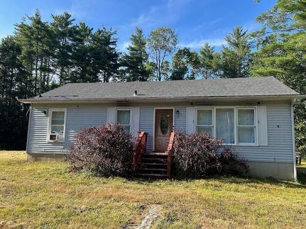 Ranch Property for sale in York County, Maine