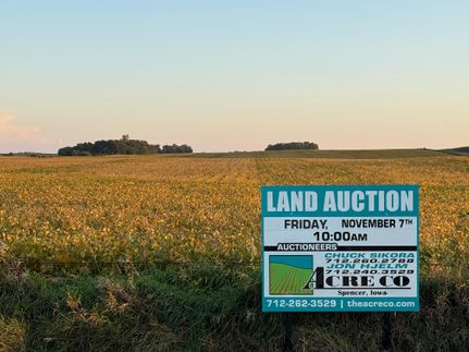 Property for sale in Dickinson County, Iowa