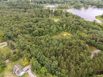 Property for sale in Oakland County, Michigan