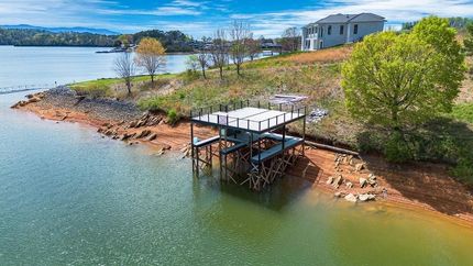 Lakefront Property for sale in Washington County, Virginia