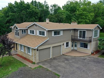 Property for sale in McHenry County, Illinois