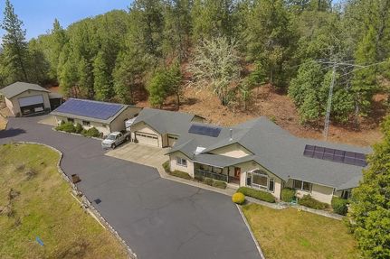 Property for sale in Josephine County, Oregon