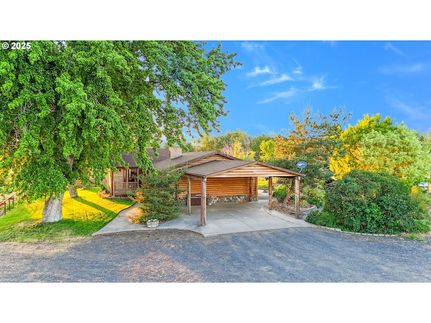 Lakefront Property for sale in Umatilla County, Oregon