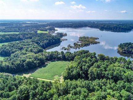 Lakefront Property for sale in Suffolk City County, Virginia