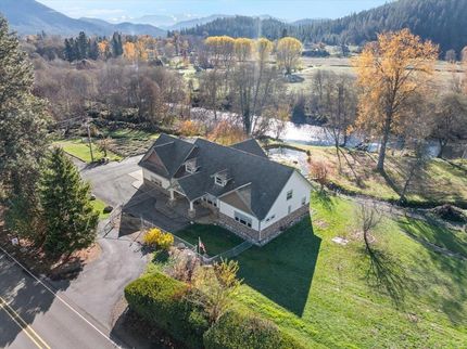 Waterfront Property for sale in Jackson County, Oregon