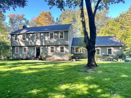 Ranch Property for sale in Middlesex County, Massachusetts