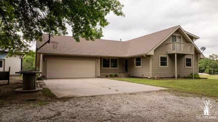 Farm Property for sale in Harper County, Kansas