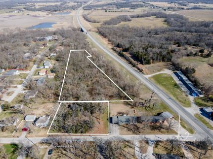 Farm Property for sale in Montgomery County, Kansas