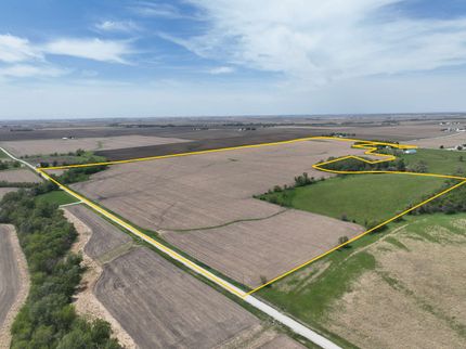 Farm Property for sale in Benton County, Iowa