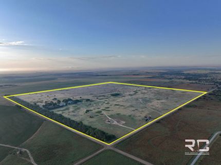 Farm Property for sale in Pratt County, Kansas