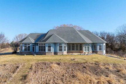 Farm Property for sale in Iowa County, Iowa