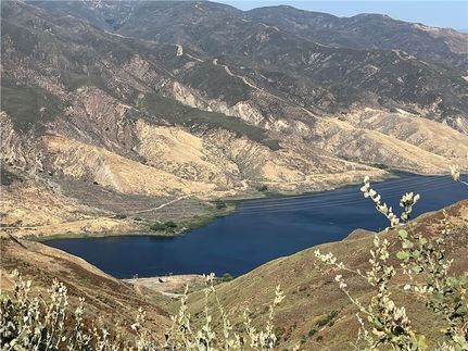 Lakefront Property for sale in Los Angeles County, California