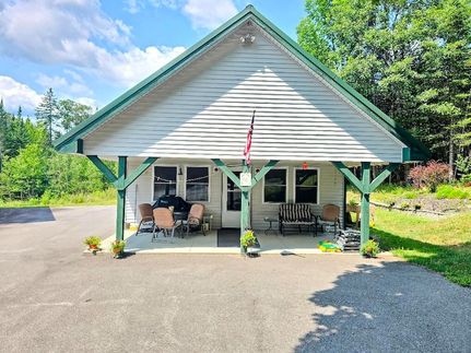 Ranch Property for sale in York County, Maine