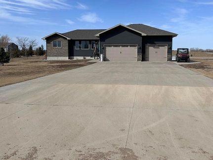 Farm Property for sale in Davison County, South Dakota